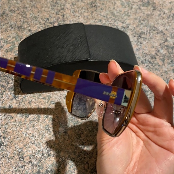 Authentic Prada sunglasses - Picture 2 of 5
